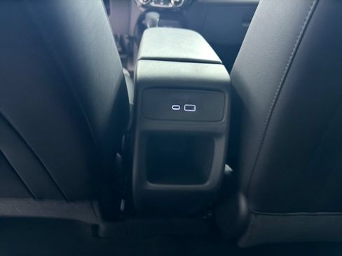 New 2026 Chevrolet Trax LT w/ LT Convenience Package FWD image 16