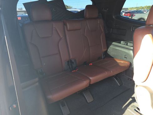 Used 2024 Kia Telluride SX Prestige AWD/4WD image 19