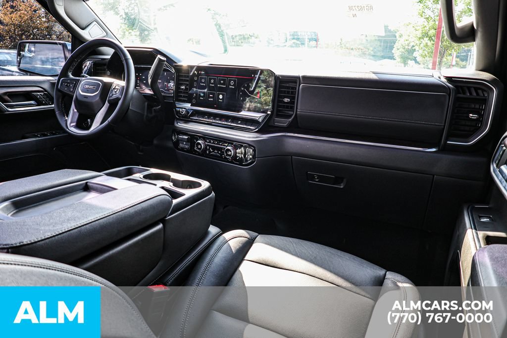 Used 2024 GMC Sierra 1500 SLT AWD/4WD image 28