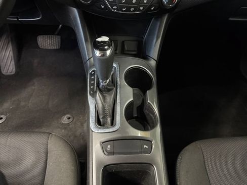 Used 2018 Chevrolet Cruze LT w/ Convenience Package FWD image 16
