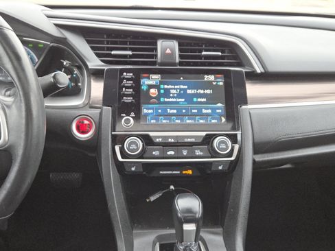 Used 2020 Honda Civic EX image 29