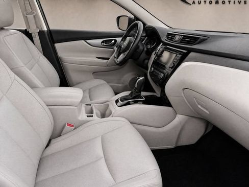 Used 2020 Nissan Rogue Sport SL FWD image 11