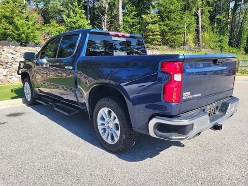 Used 2023 Chevrolet Silverado 1500 LTZ w/ LTZ Premium Package AWD/4WD image 6