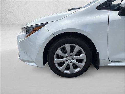 Used 2026 Toyota Corolla LE FWD image 26