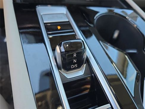 New 2026 Volkswagen Atlas SEL Premium R-Line image 26