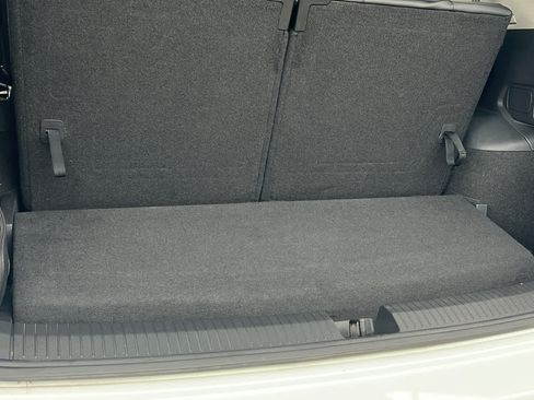 Used 2018 Volkswagen Tiguan S FWD image 27