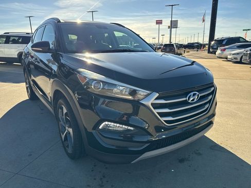 Used 2018 Hyundai Tucson Value image 3