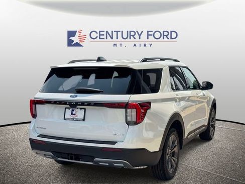 New 2026 Ford Explorer Active w/ Active Comfort Package AWD/4WD image 2