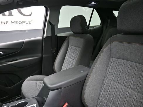 Used 2024 Chevrolet Equinox LT w/ LPO, Floor Liner Package image 16