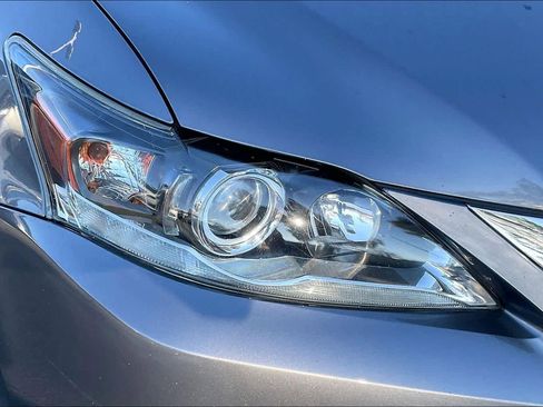 Used 2017 Lexus CT 200h image 30