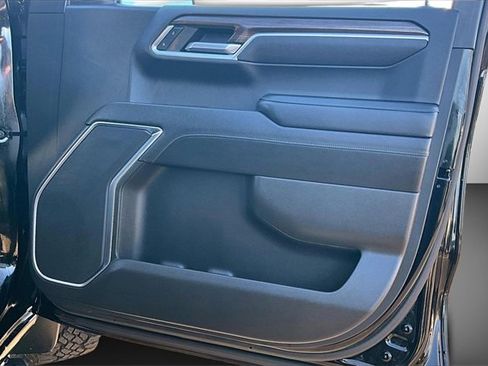 Used 2022 Chevrolet Silverado 1500 LT Trail Boss image 17