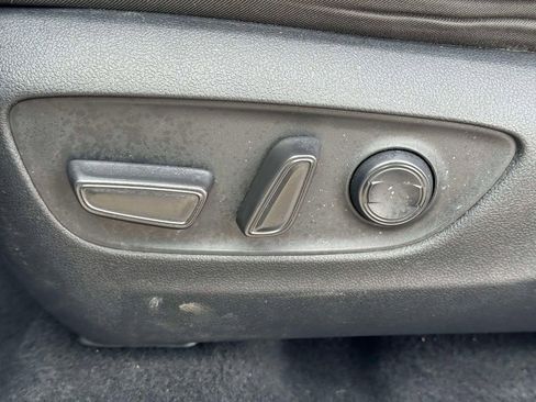 Used 2024 Toyota RAV4 XLE AWD/4WD image 18