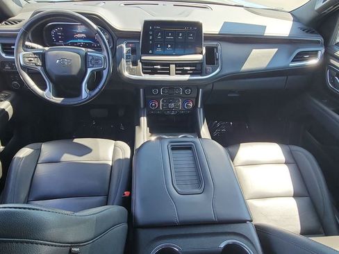 Used 2022 Chevrolet Tahoe Z71 w/ Luxury Package AWD/4WD image 18