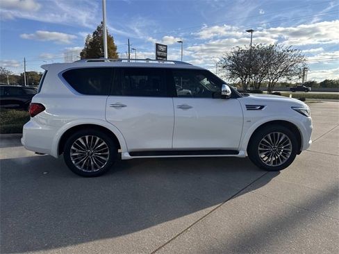 Used 2019 INFINITI QX80 Luxe w/ 22" Wheel Package image 3