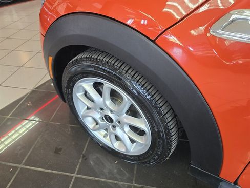 Used 2019 MINI Cooper S w/ Signature Upholstery Package image 35