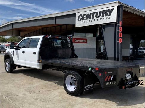 Used 2022 Ford F550 4x4 Crew Cab Super Duty w/ Power Equipment Group image 6