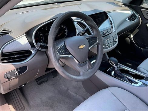 Used 2024 Chevrolet Malibu LT FWD image 13