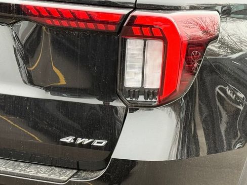 New 2026 Ford Explorer ST-Line AWD/4WD image 7