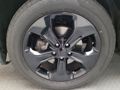 Used 2019 Jeep Compass Altitude image 31