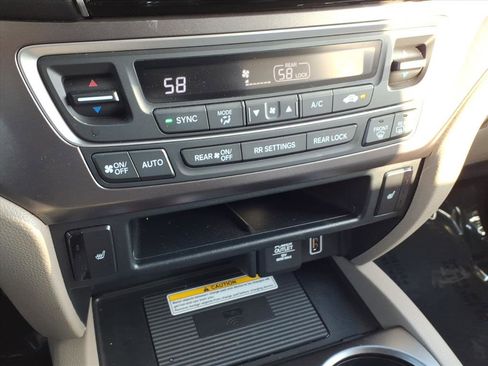 Used 2022 Honda Pilot Special Edition image 29