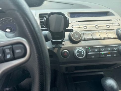 Used 2010 Honda Civic LX image 9