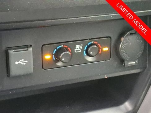 Used 2021 Toyota 4Runner Limited AWD/4WD image 25