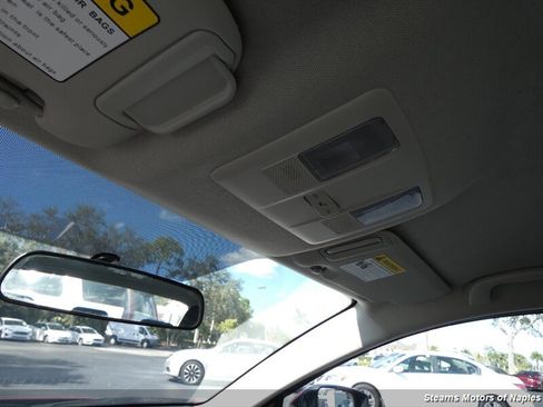 Used 2015 MAZDA MAZDA3 i Sport image 31