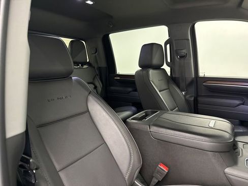 Used 2025 GMC Sierra 2500 Denali w/ Snow Plow Prep/Camper Package AWD/4WD image 23