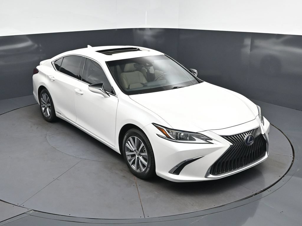Certified 2021 Lexus ES 300h w/ Accessory Package FWD image 1