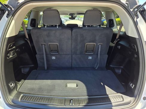 Used 2023 Jeep Grand Cherokee L Laredo AWD/4WD image 13
