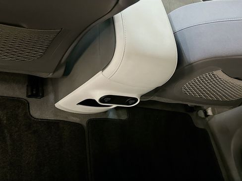 Used 2023 Hyundai Ioniq 5 SE image 28