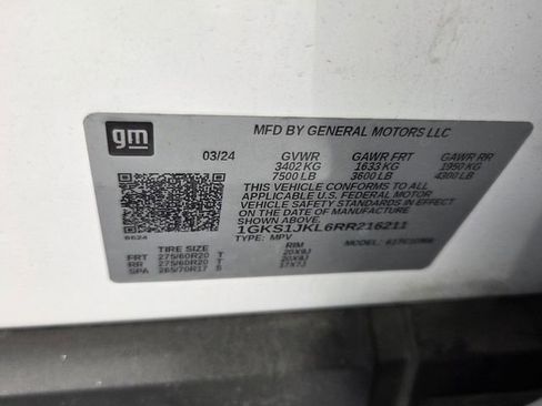 Used 2024 GMC Yukon XL Denali RWD image 21