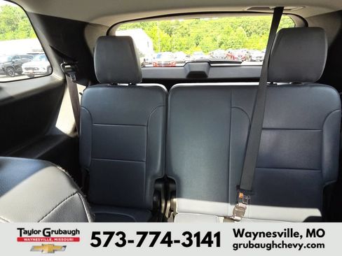 Used 2018 Chevrolet Traverse LT FWD image 33