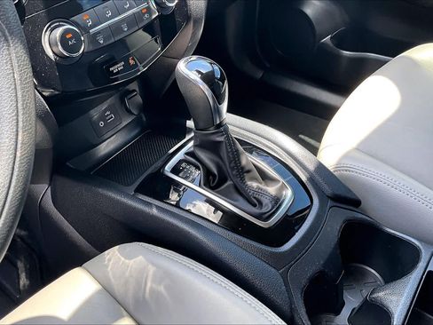 Used 2022 Nissan Rogue Sport S FWD image 14