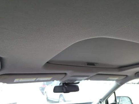 Used 2017 Honda Pilot Touring image 14