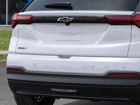 New 2027 Chevrolet Bolt LT w/ Comfort Package FWD image 14