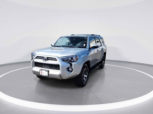 Certified 2021 Toyota 4Runner TRD Off-Road Premium w/ Moonroof Package AWD/4WD image 3