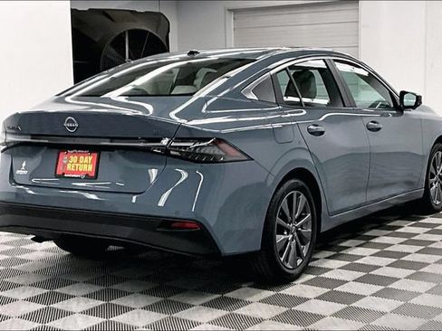 New 2026 Nissan Sentra SL w/ Floor Mat Package FWD image 16