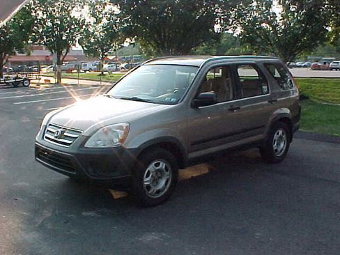 Used 2005 Honda CR-V LX image 4