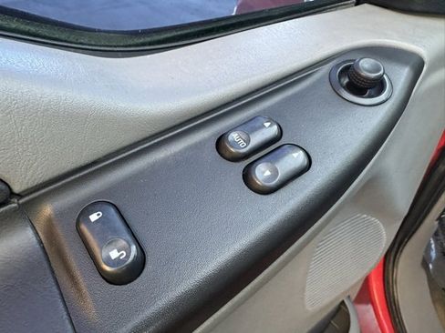 Used 2007 Ford F350 XLT image 13