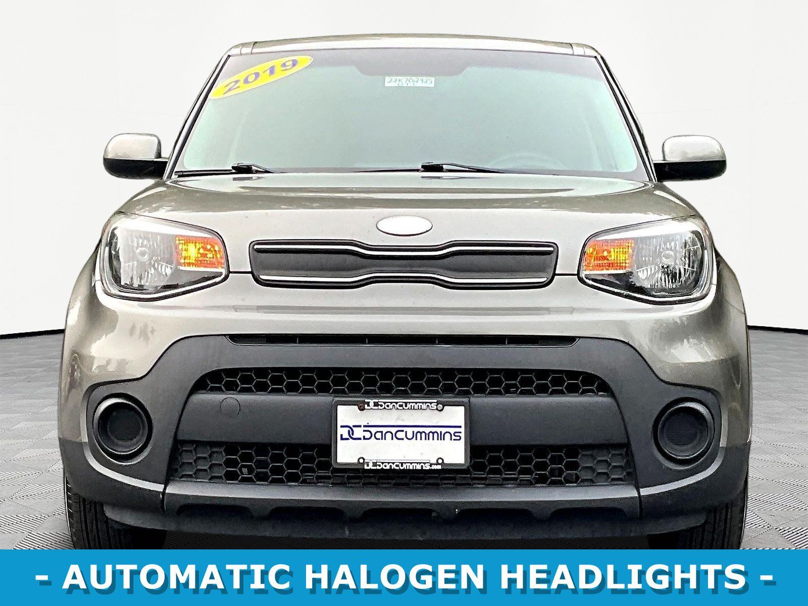 Used 2019 Kia Soul FWD image 2