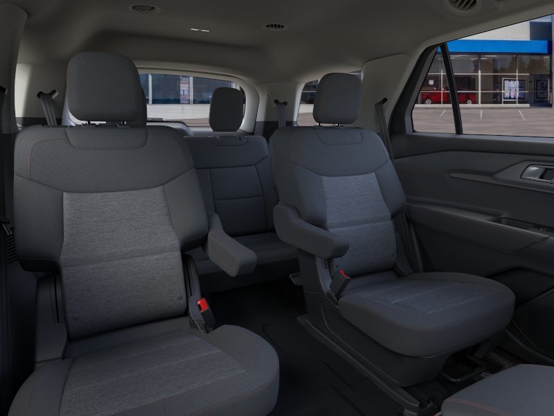 New 2026 Ford Explorer Active RWD image 11