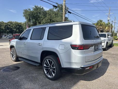 Used 2022 Jeep Wagoneer Series II w/ Premium Group I RWD image 6