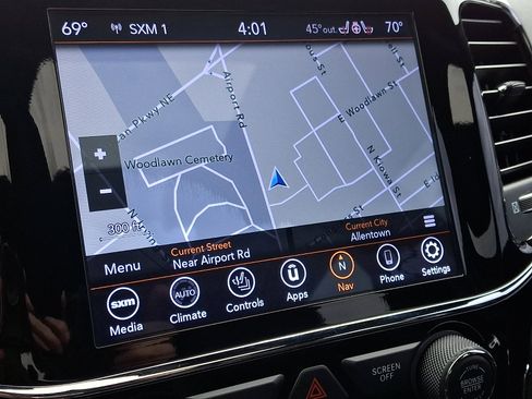 Used 2020 Jeep Grand Cherokee Altitude image 17