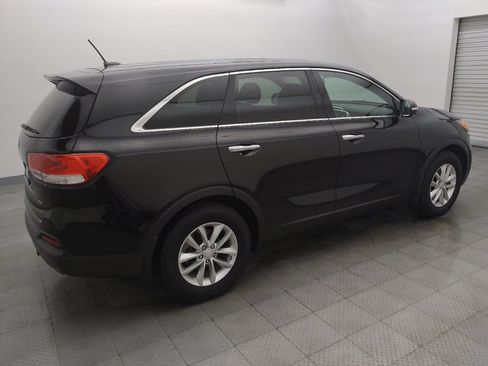 Used 2016 Kia Sorento L FWD image 10