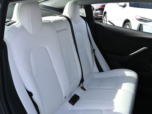 Used 2023 Tesla Model 3 Performance image 21