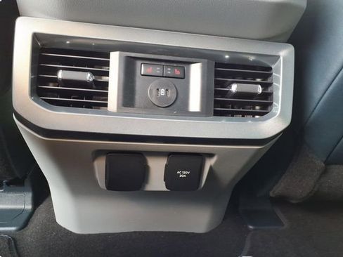 Used 2024 Ford F450 Limited w/ FX4 Off-Road Package image 19