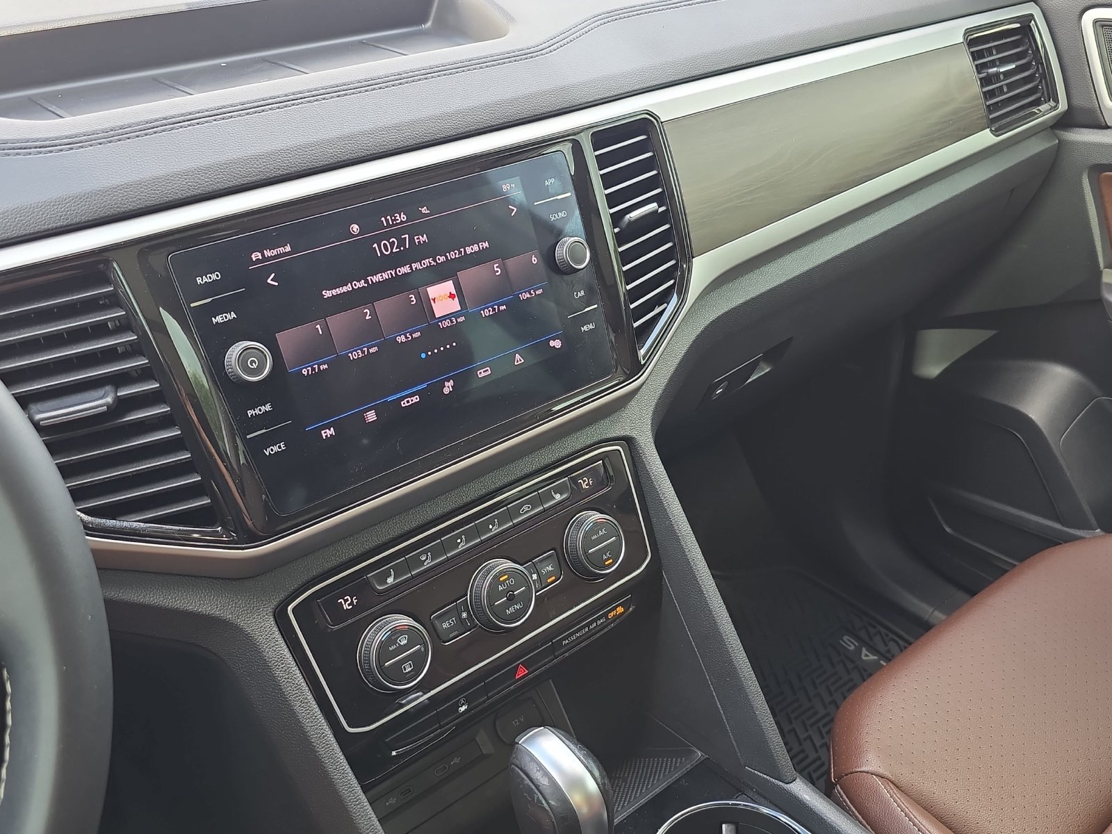 Used 2022 Volkswagen Atlas SE AWD/4WD image 17