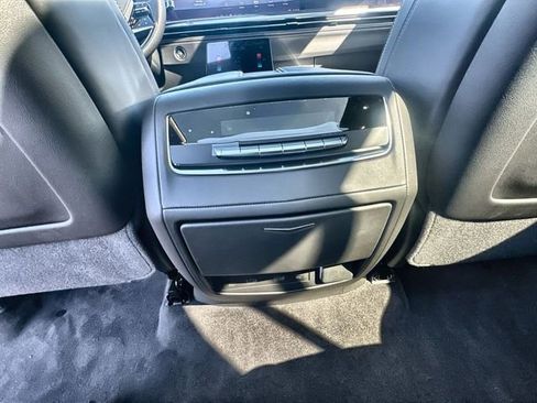 New 2025 Cadillac Escalade Premium Luxury Platinum image 22