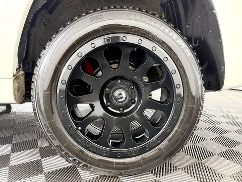 Used 2022 Toyota 4Runner Limited image 23